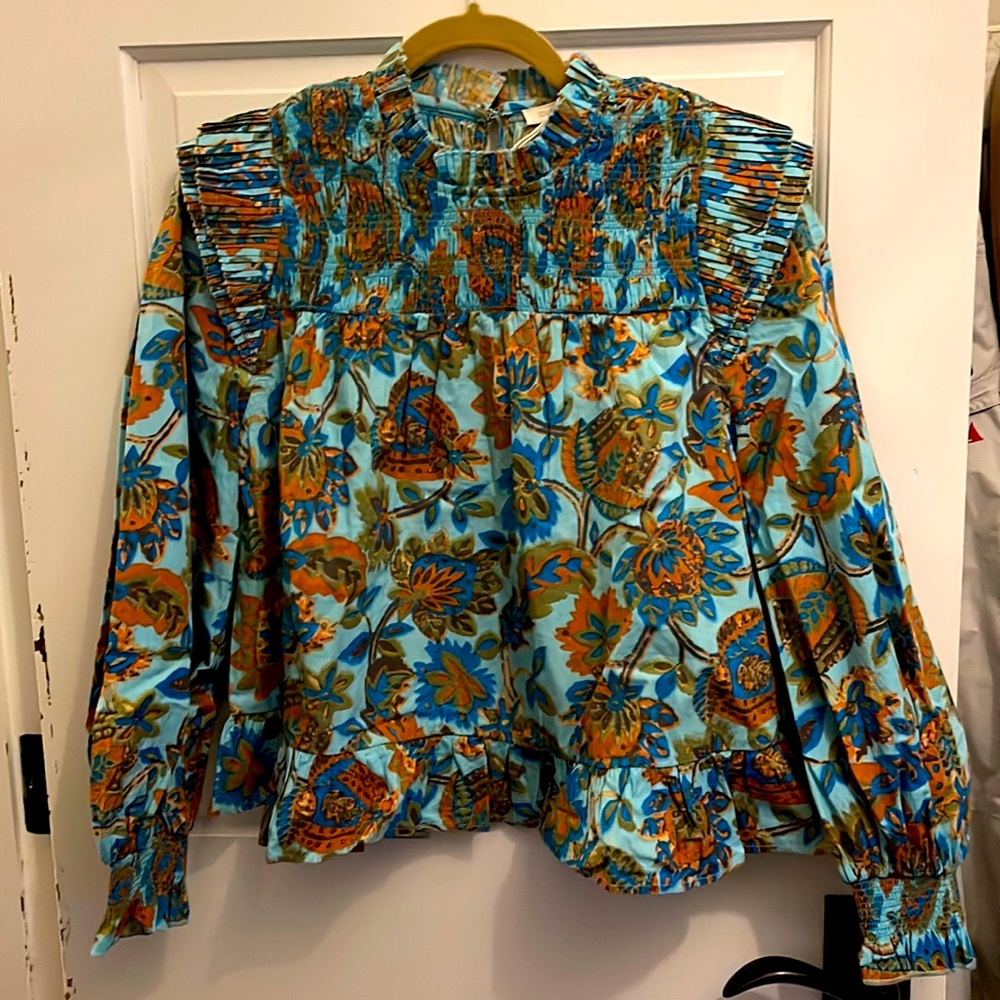 Love The Label Poppy Top M NWT